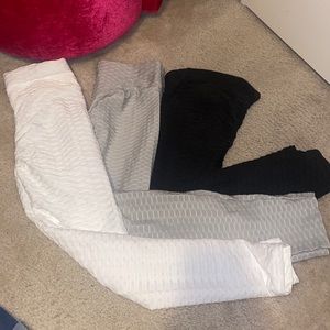 White / Black / Gray Scrunch Leggings